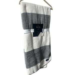 Vela Home Gray and White Throw Blanket 50" x 60" Super Soft
